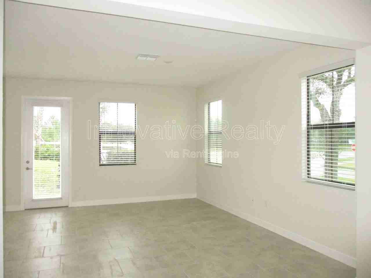 11504 Whistling Pine Way - Photo 6 of 37