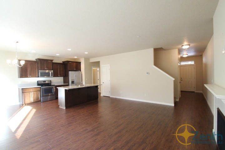 3005 Ne 75th St - Photo 5 of 16