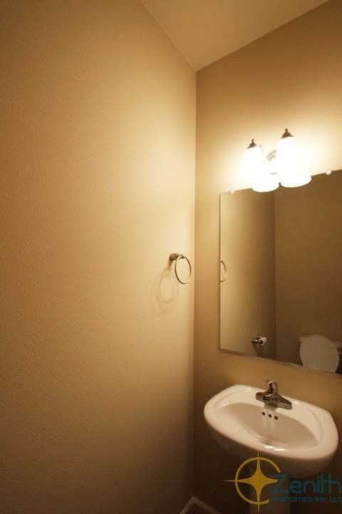 3005 Ne 75th St - Photo 7 of 16