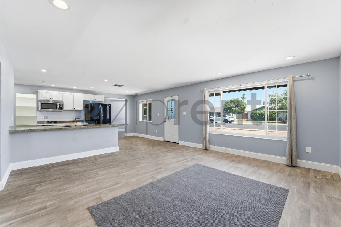 1228 E Barbara Dr - Photo 2 of 28