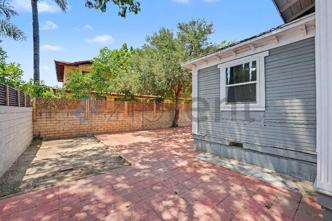 1331 S Park Ave #1333 - Photo 5 of 18