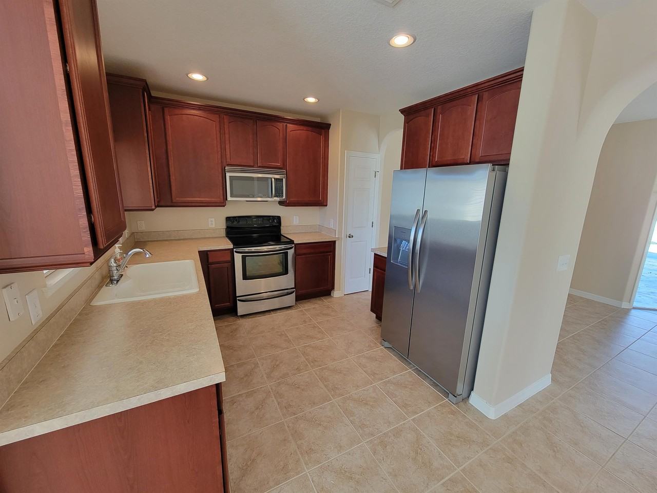 2223 Seven Oaks Dr #1 - Photo 3 of 18