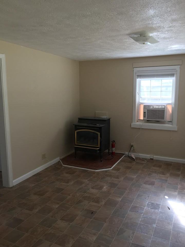 4568 Old Clear Creek Rd - Photo 7 of 11