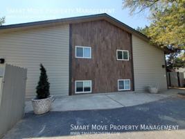 featured image of 2559 W Targee St
