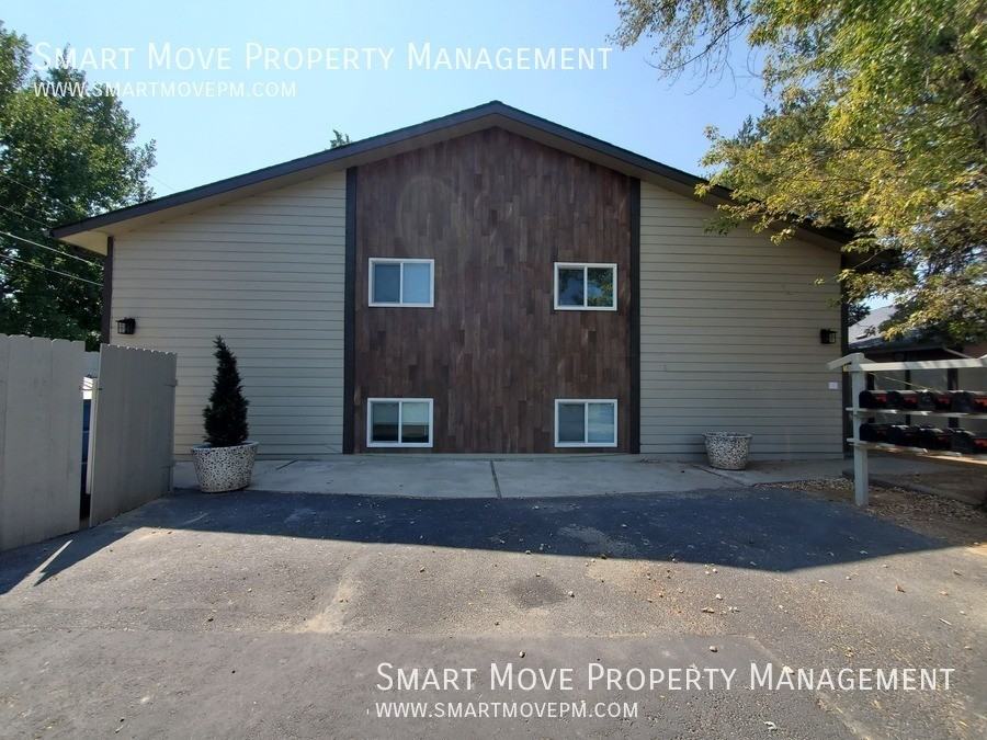 2559 W Targee St - Photo 2 of 23
