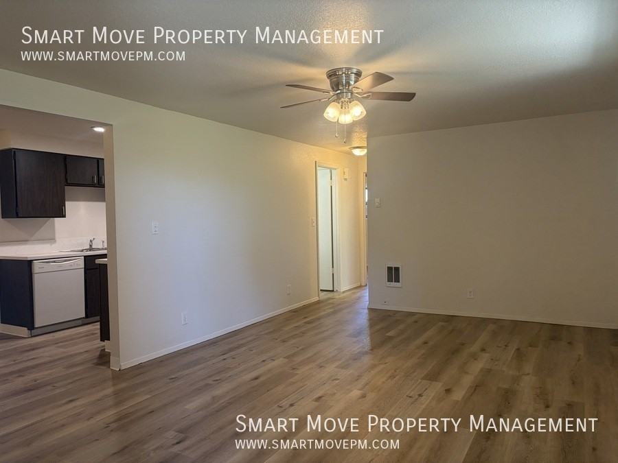 2561 W Targee St - Photo 5 of 23