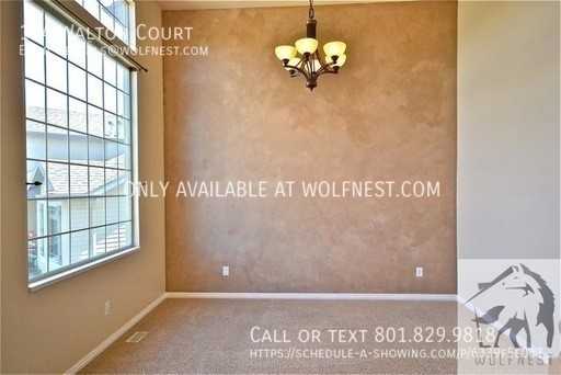 154 Walton Ct - Photo 3 of 27