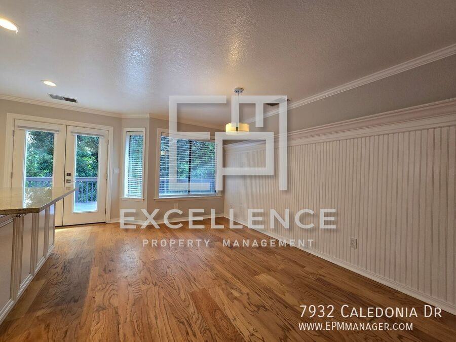 7932 Caledonia Dr - Photo 5 of 18