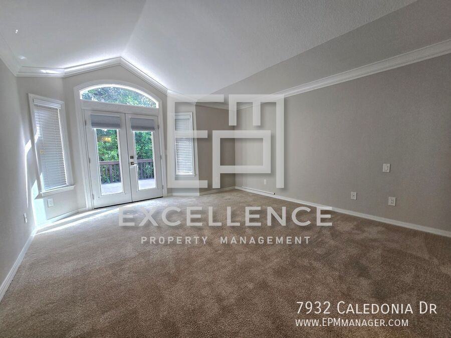 7932 Caledonia Dr - Photo 7 of 18