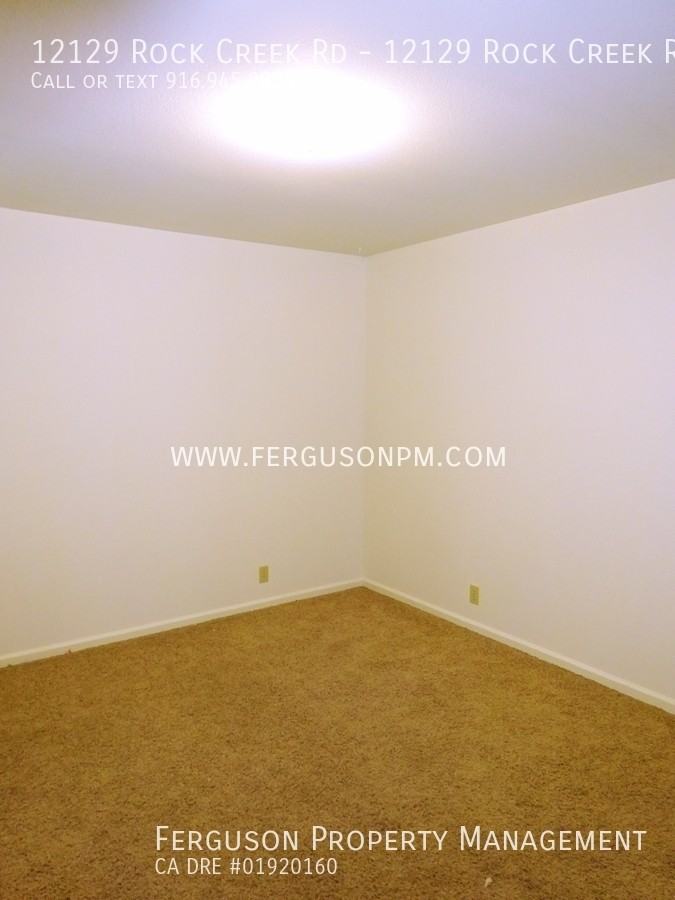 12129 Rock Creek Rd - Photo 5 of 7
