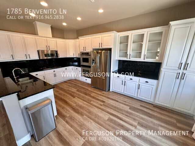 1785 Benvenito Ln - Photo 5 of 24