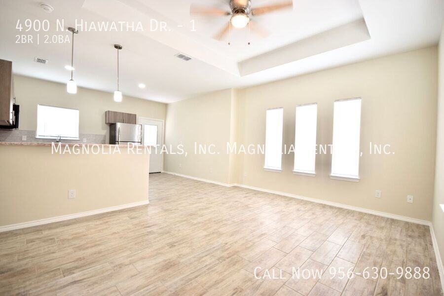 4900 N Hiawatha Dr #1 - Photo 5 of 15