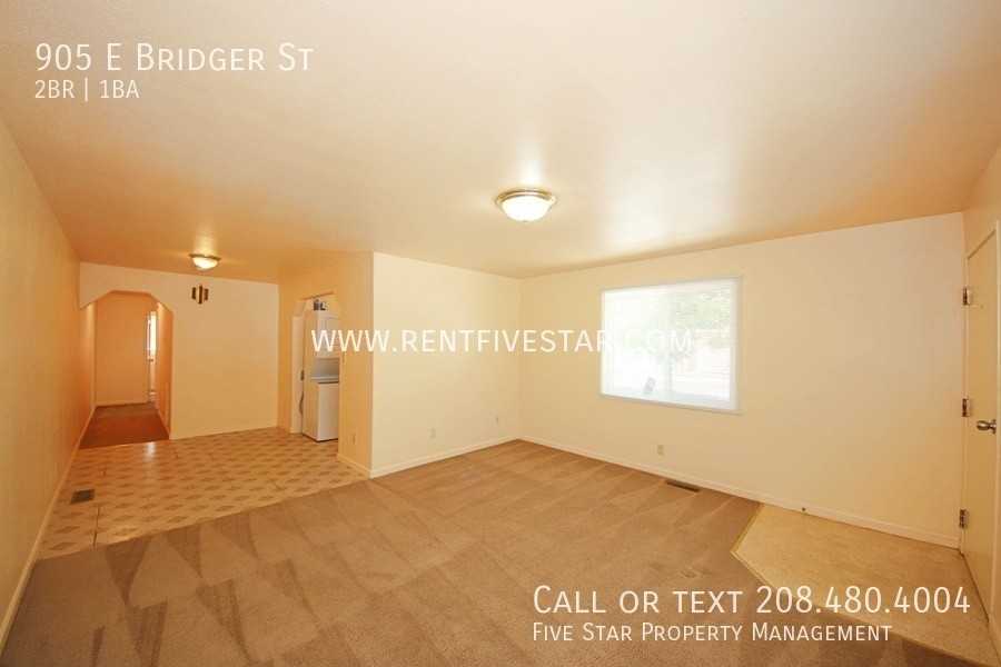 905 E Bridger St - Photo 3 of 11