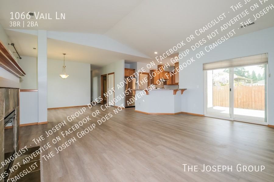 1066 Vail Ln - Photo 4 of 26