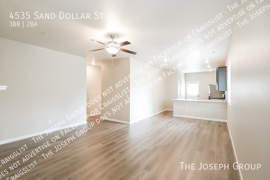 4535 Sand Dollar St - Photo 6 of 31