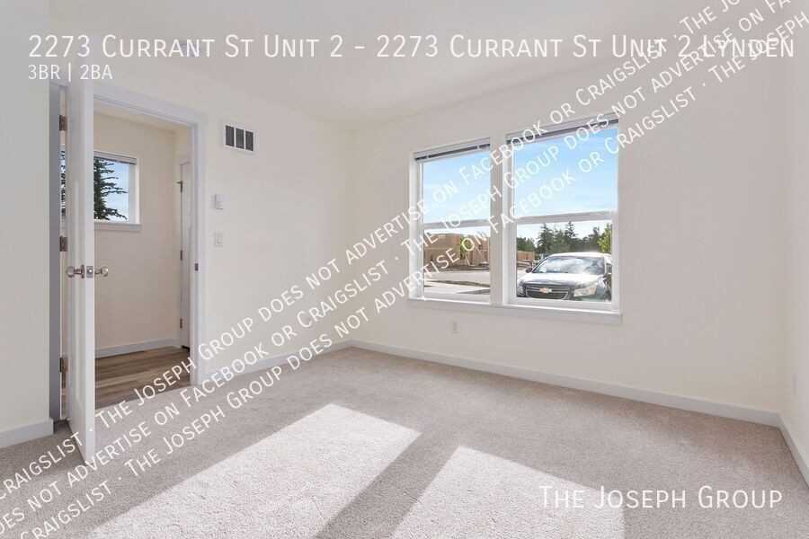 2273 Currant St Unit 2 - Photo 3 of 30