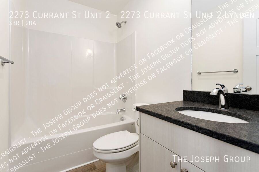 2273 Currant St Unit 2 - Photo 5 of 30