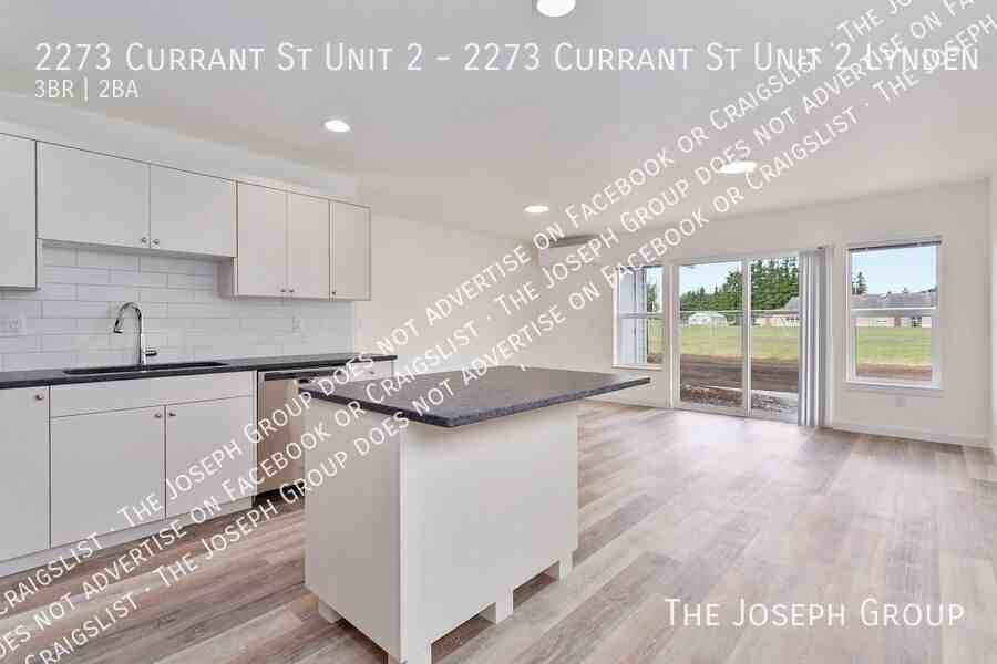 2273 Currant St Unit 2 - Photo 6 of 30