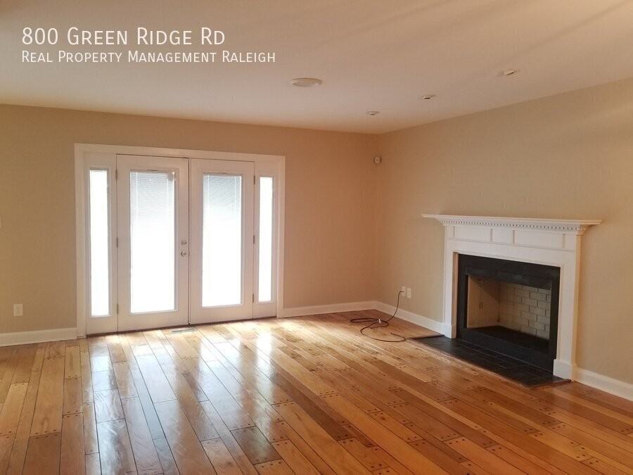 800 Green Ridge Dr - Photo 6 of 14
