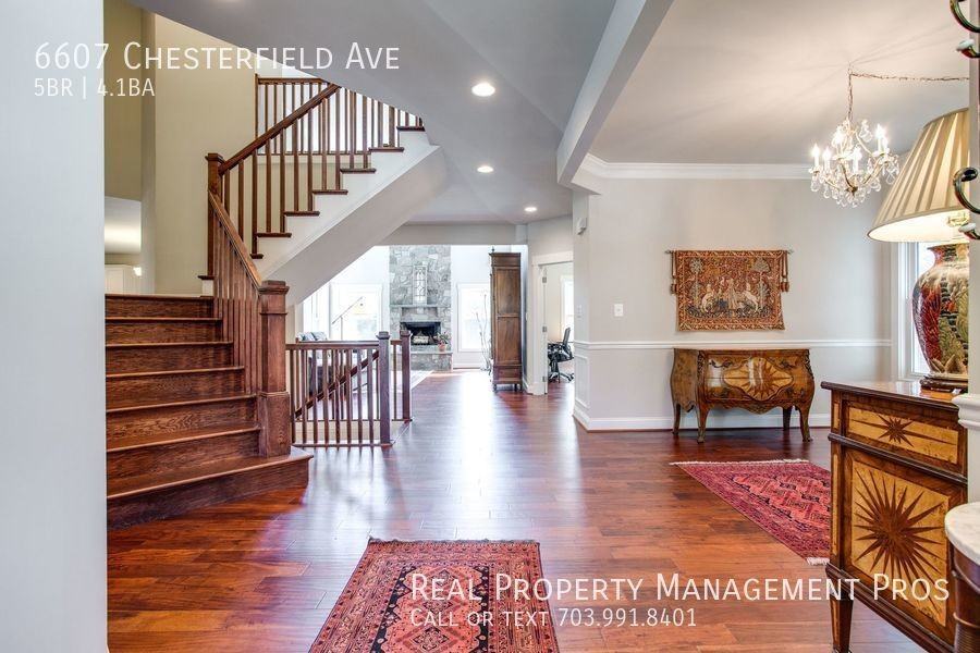6607 Chesterfield Ave - Photo 4 of 50
