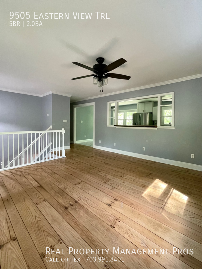 9505 Eastern View Trl - Photo 5 of 20