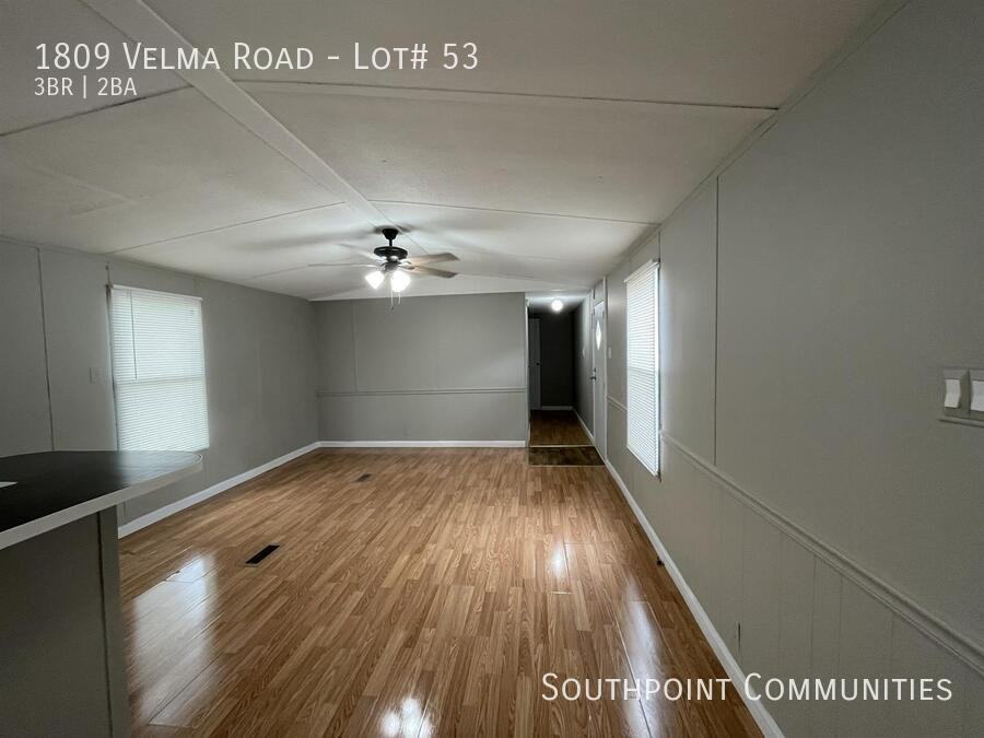 1809 Velma Rd - Photo 4 of 9