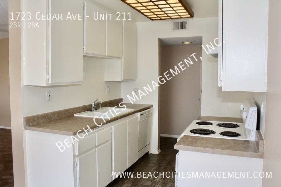 1723 Cedar Ave #211 - Photo 3 of 23