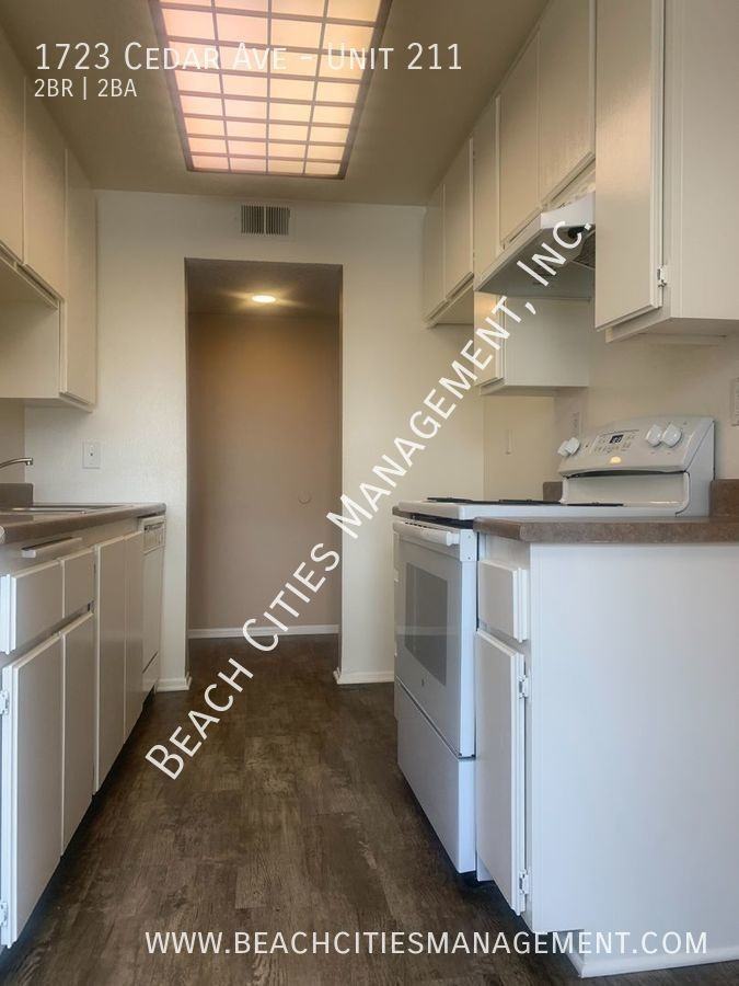 1723 Cedar Ave #211 - Photo 6 of 23