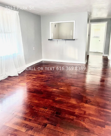 3041 Park St - Photo 7 of 11
