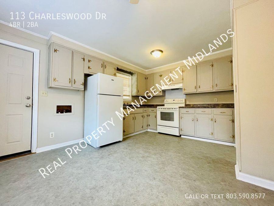 113 Charleswood Dr - Photo 3 of 12