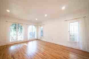 242 S Sycamore Ave #1-2 - Photo 1 of 1