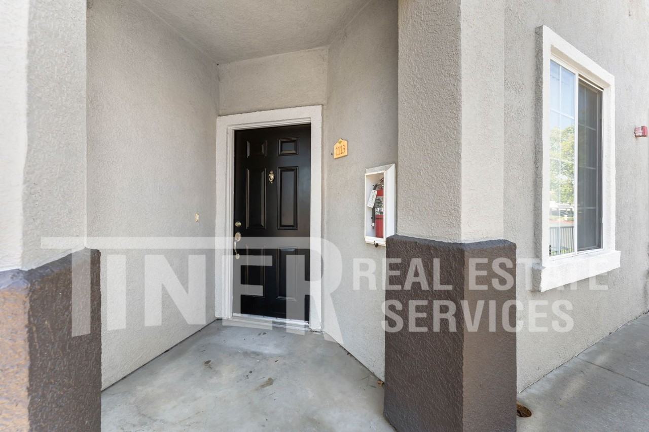885 Halidon Way - Photo 5 of 25