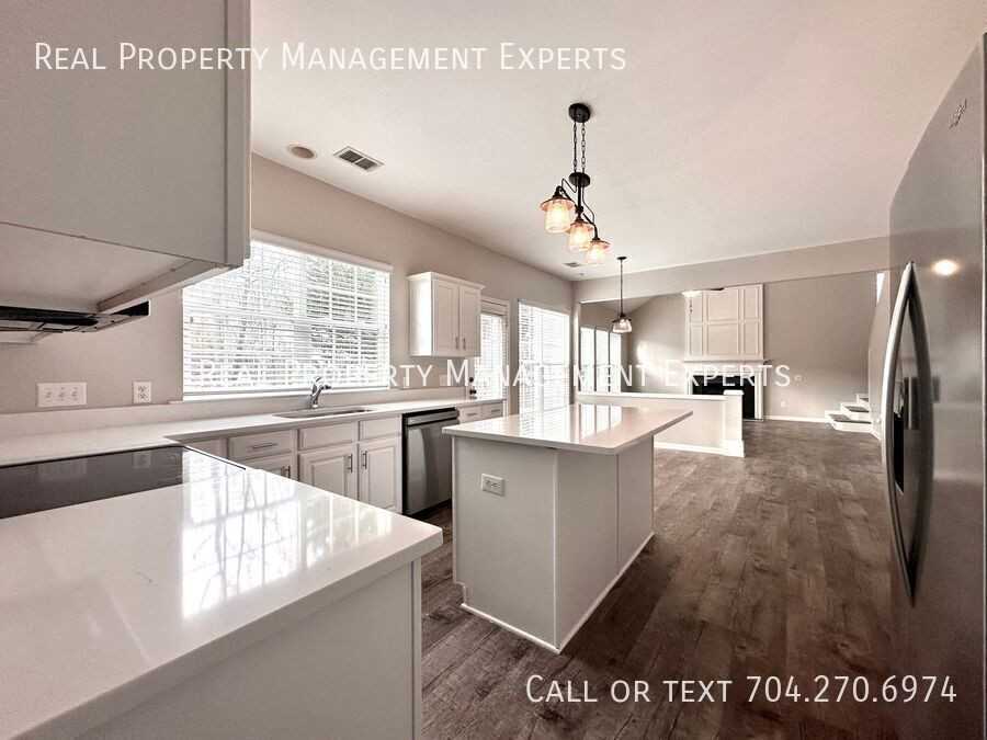 18124 Harbor Mist Rd - Photo 7 of 27