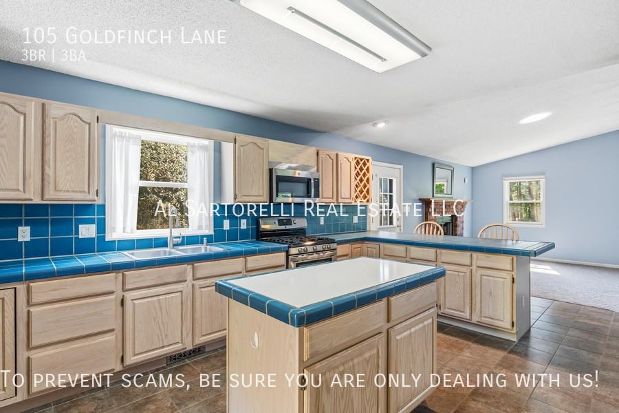 105 Goldfinch Ln - Photo 2 of 43