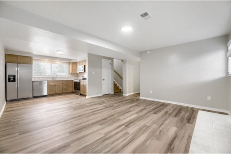 1641 S Wadsworth Blvd - Photo 4 of 28