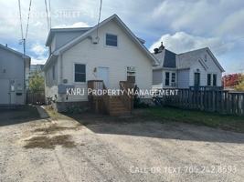 featured image of 633 Bloem St #1