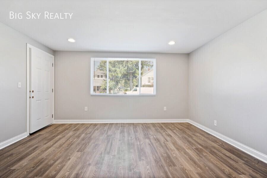 135 Walnut St #A - Photo 7 of 16
