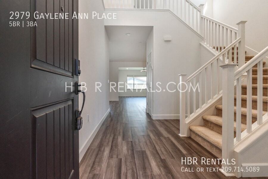 2979 Gaylene Ann Pl - Photo 5 of 47