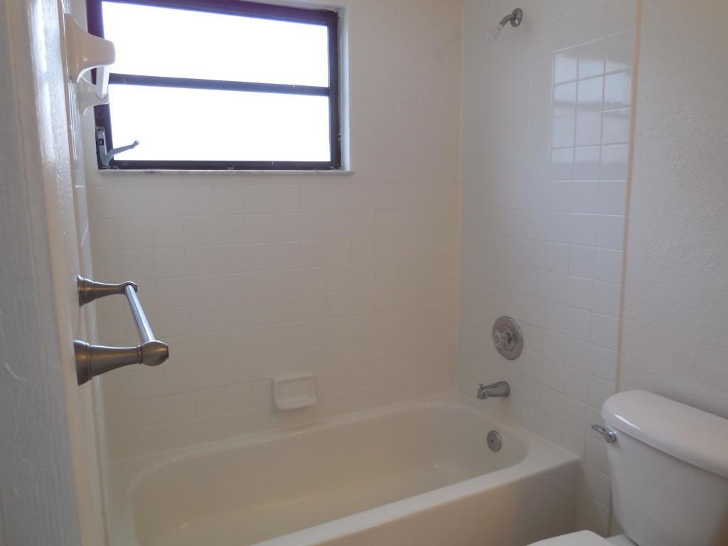1500 Windorah Way #D - Photo 5 of 15