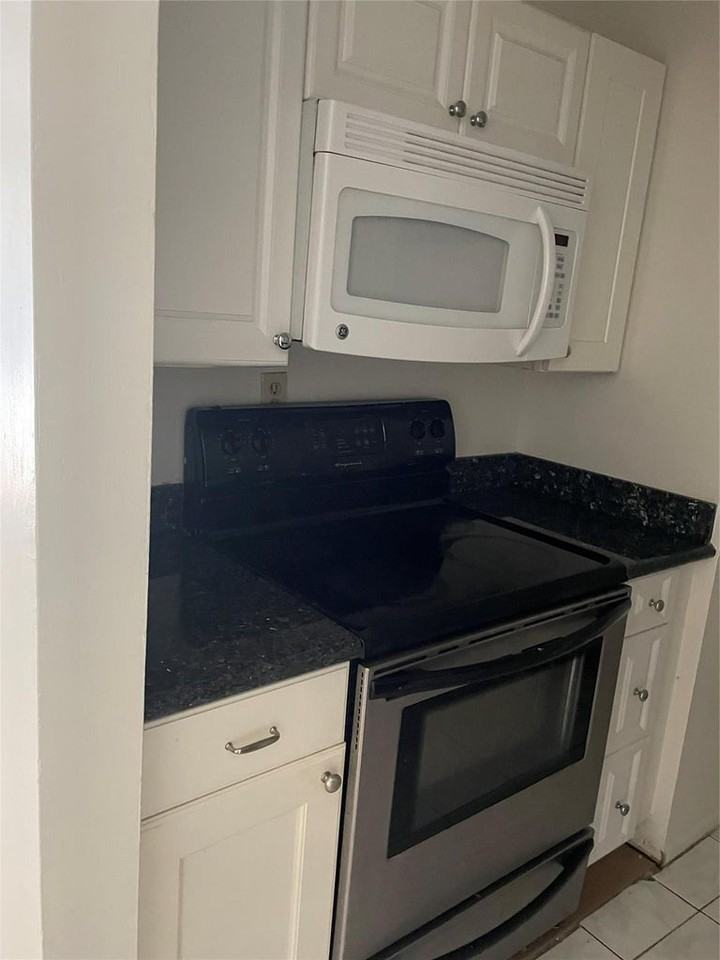 1068 N Benoist Farms Rd #205 - Photo 2 of 13