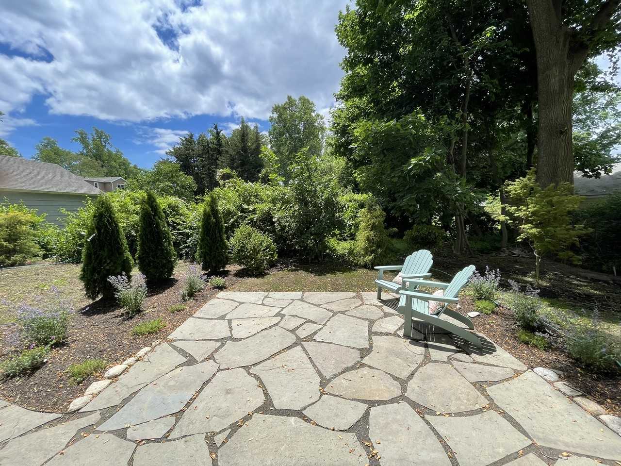 202 Pearsall Pl #NA - Photo 6 of 18