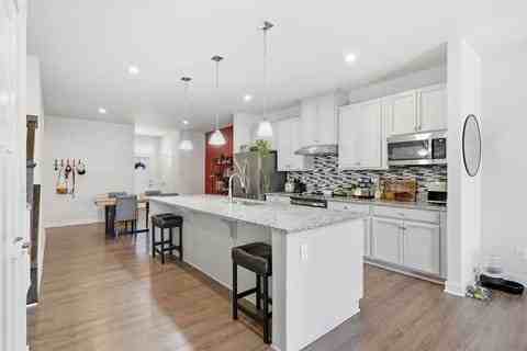 380 Camargue Ct #380 - Photo 5 of 18