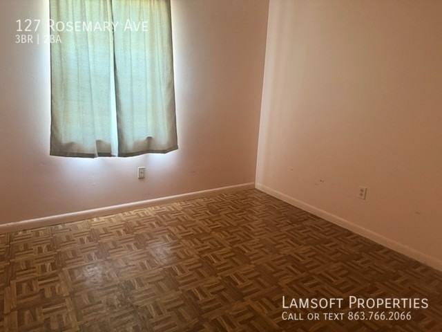 127 Rosemary Ave - Photo 5 of 9