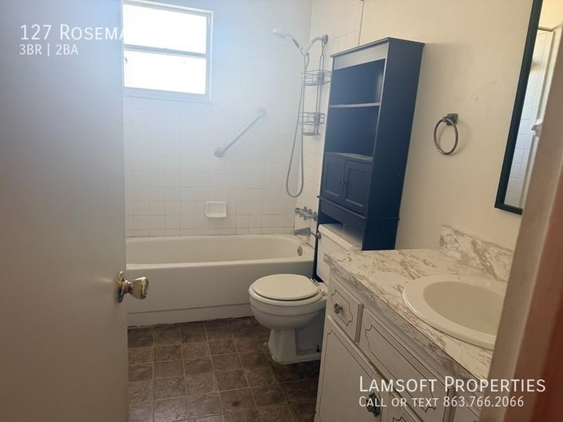 127 Rosemary Ave - Photo 7 of 9