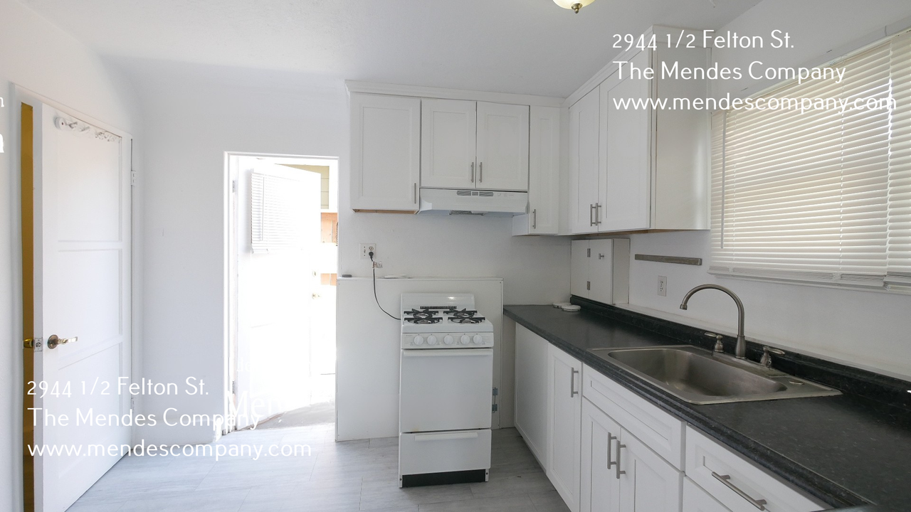2944 1/2 Felton St - Photo 3 of 12