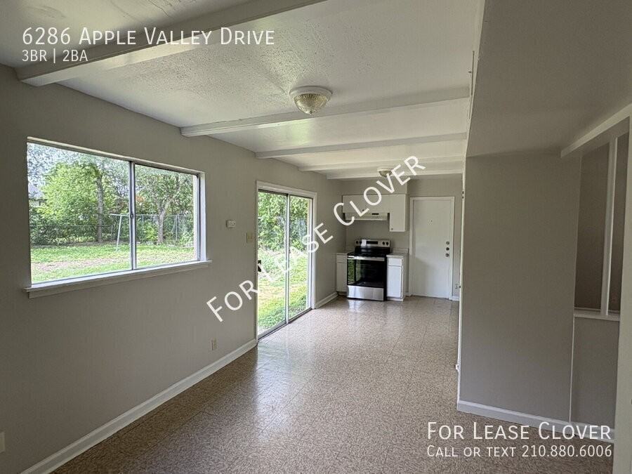 6286 Apple Valley Dr - Photo 3 of 9