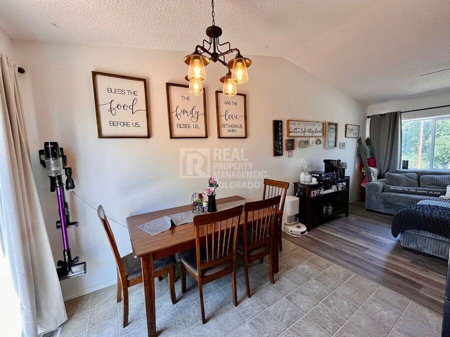 613 Harvest Moon Rd - Photo 6 of 15