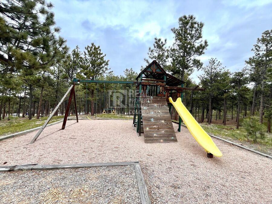 17995 Minglewood Trl - Photo 7 of 50