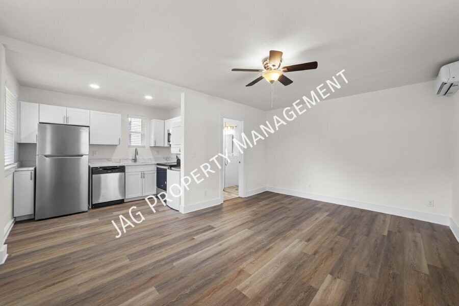 1078 Day Ave - Photo 3 of 15