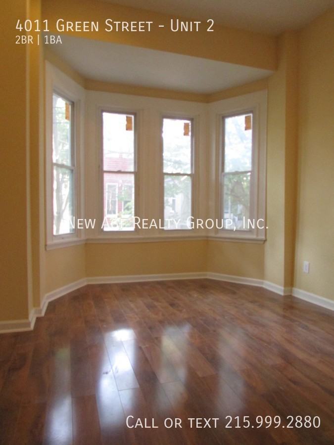 4011 Green St #2 - Photo 4 of 10